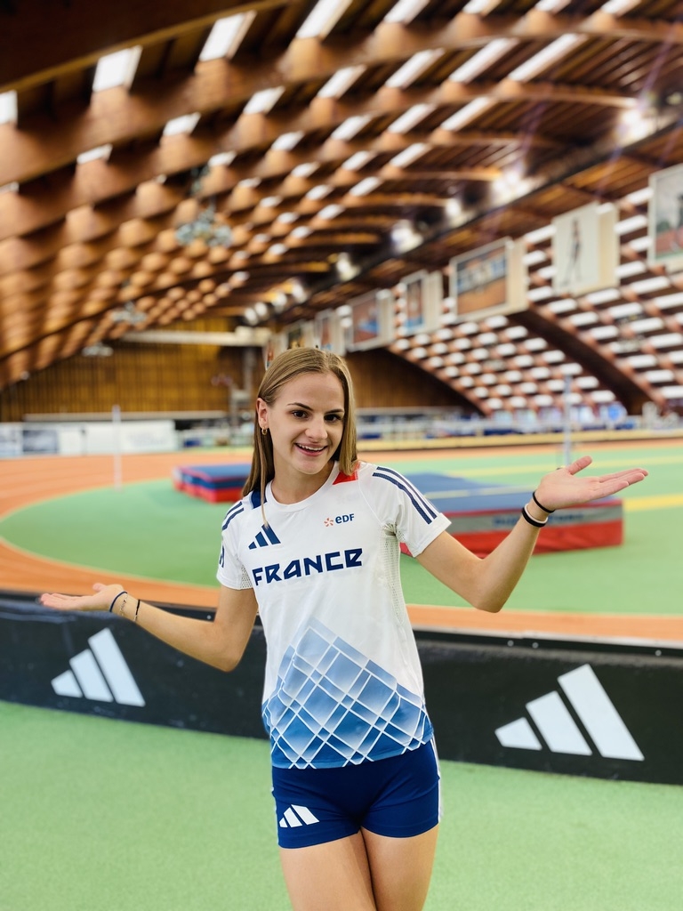 Mécénat sportif centre commercial aushopping Chateauroux athlétisme Alice Metais